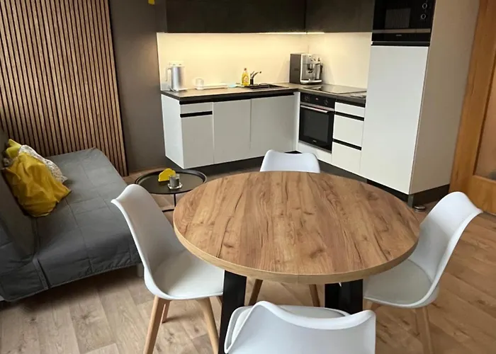 Yellow Apartment Deluxe
