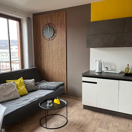 Yellow Apartment Deluxe Brno Exterior photo